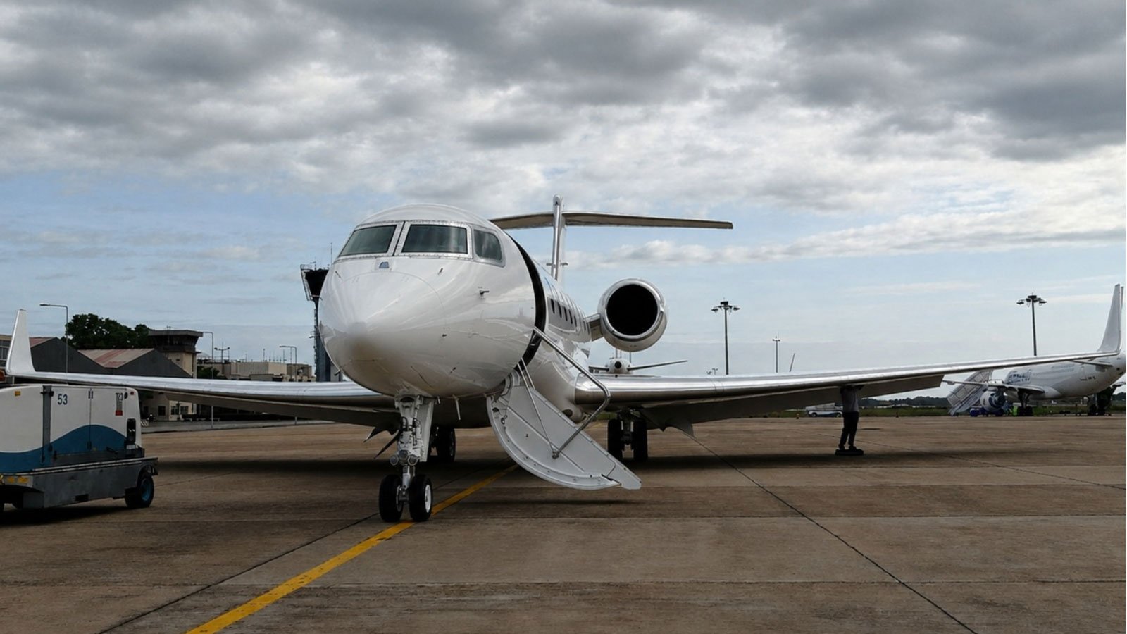 VCRI Mattala charter flights